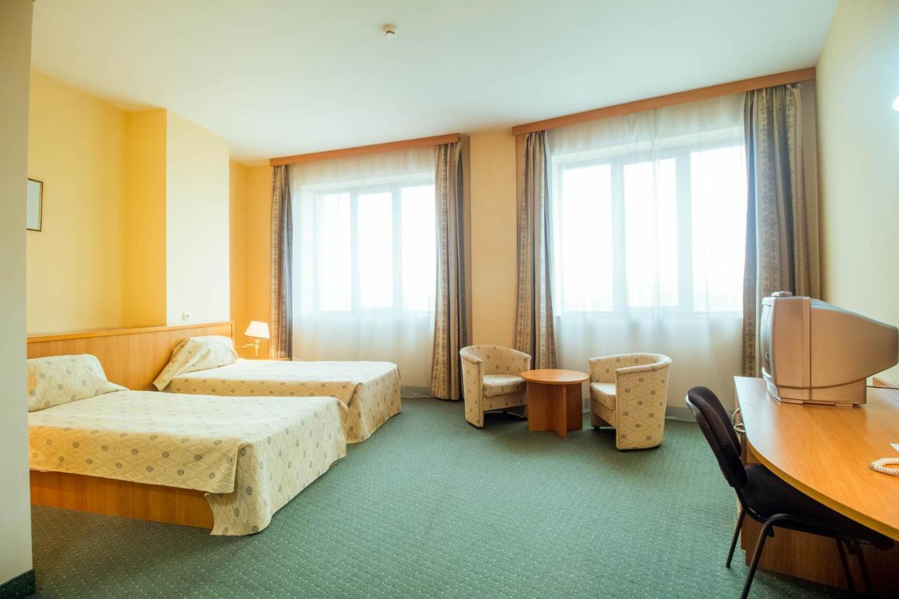 Expo Hotel Tashkent Esterno foto