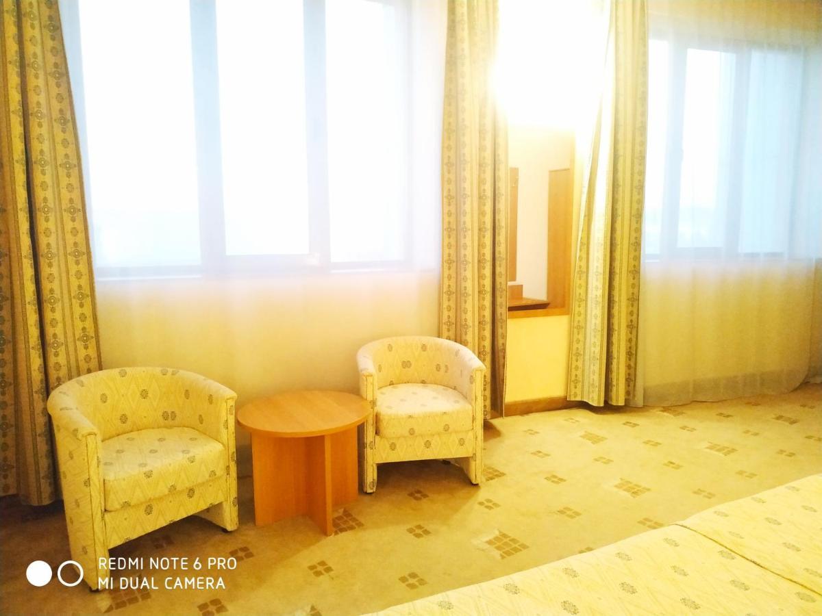 Expo Hotel Tashkent Esterno foto