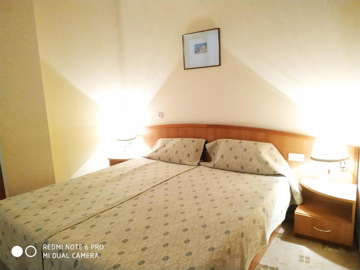 Expo Hotel Tashkent Esterno foto